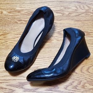 Tory Burch Women’s Sz 9 Jolie Black Patent Leather Slip On Cap Toe Wedge Shoe